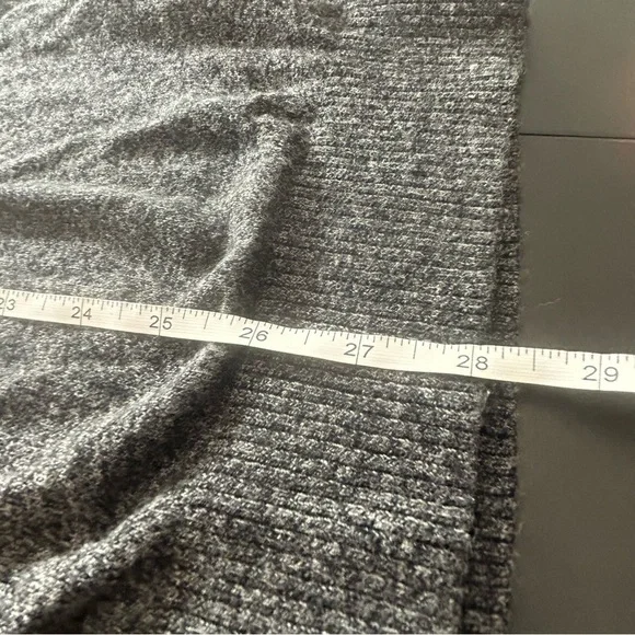 Hollister Crewneck Sweater Men's Black Gray Marbled Size Large Fall - Picture 6 of 7